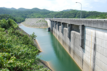 辺野喜ダム