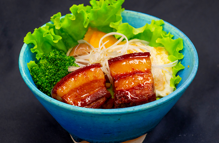 ちむどんどん丼！？