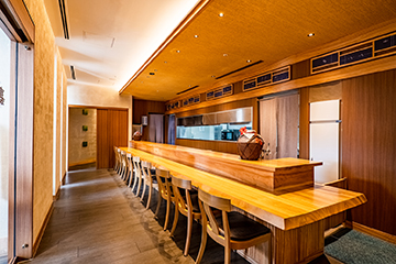 オリオンホテル モトブ リゾート＆スパ内　うちなー居酒屋 「嘉例（カリー）」