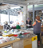 本部町営市場
